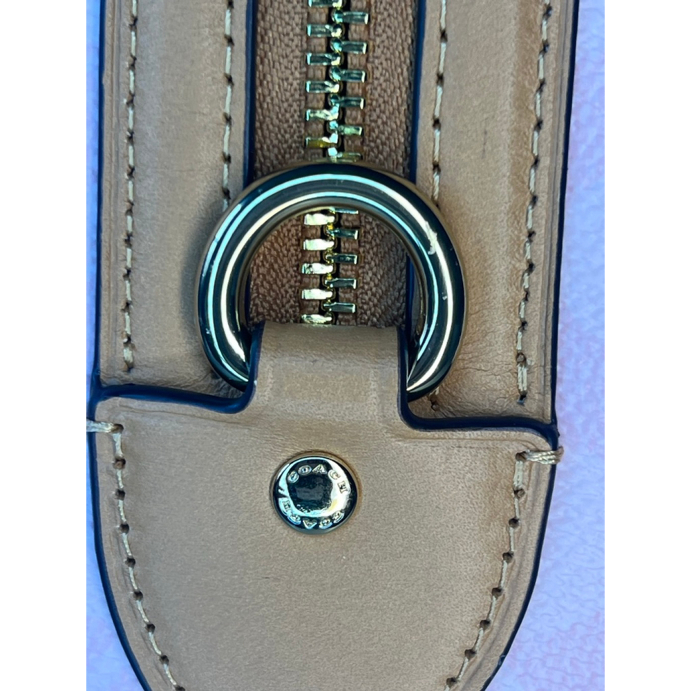 Coach Rowan Large Satchel Bag
In Signature Canvas With Charms - Picture 5 of 9